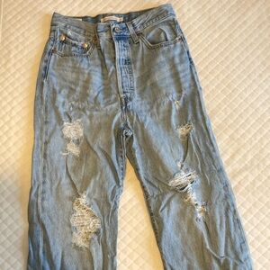 Levi’s Ribcage Straight Ankle Jeans